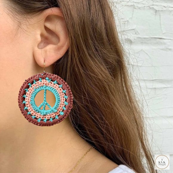 Peace Sign Crochet Earrings, Boho Earrings, Hippie Earrings, 70's Earrings - Picture 6 of 6